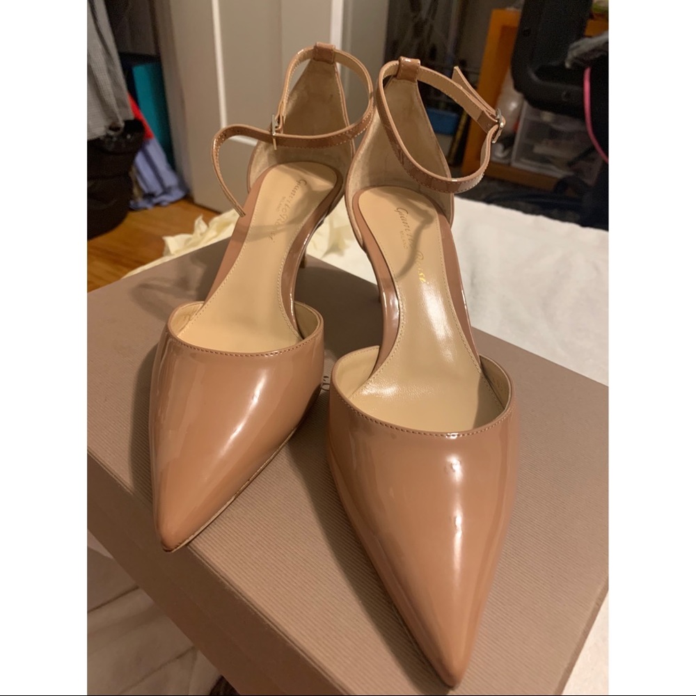Gianvito Rossi sandal in beige size 37
